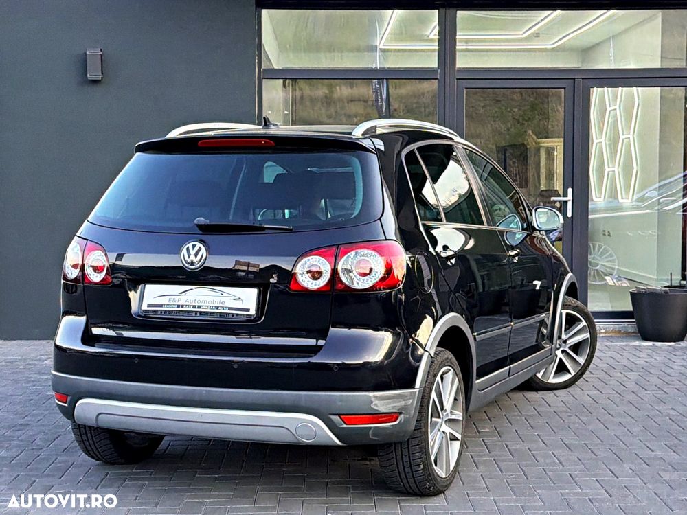 Volkswagen Golf Plus 1.6 TDI DPF Style - 12