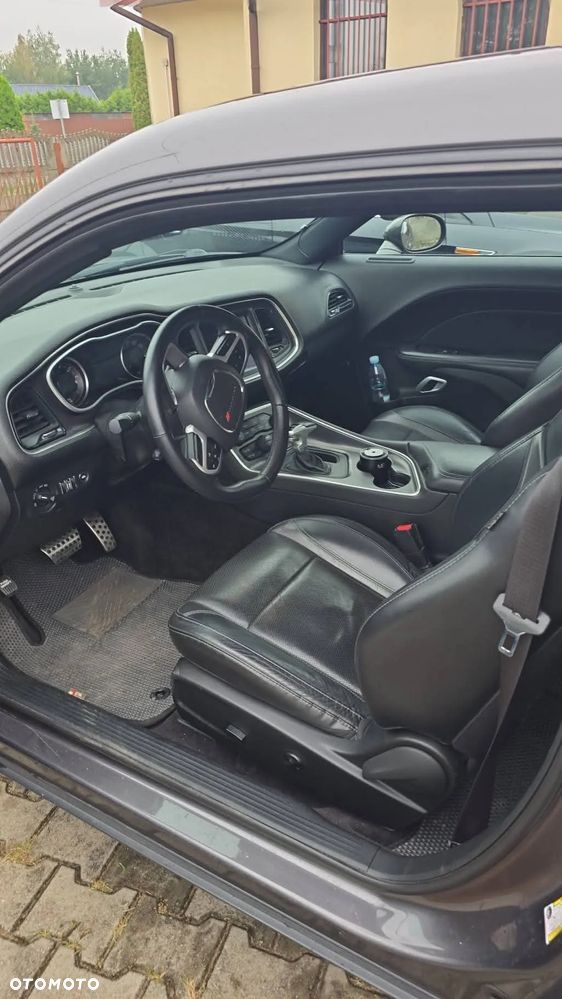 Dodge Challenger Automatik SXT Plus - 8