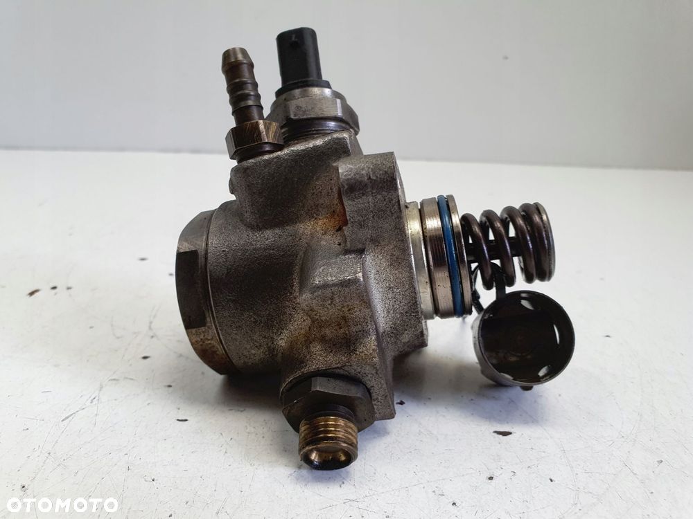 VW Golf VII 1.4 TSI POMPA PALIWA paliwowa 04E127026J - 4