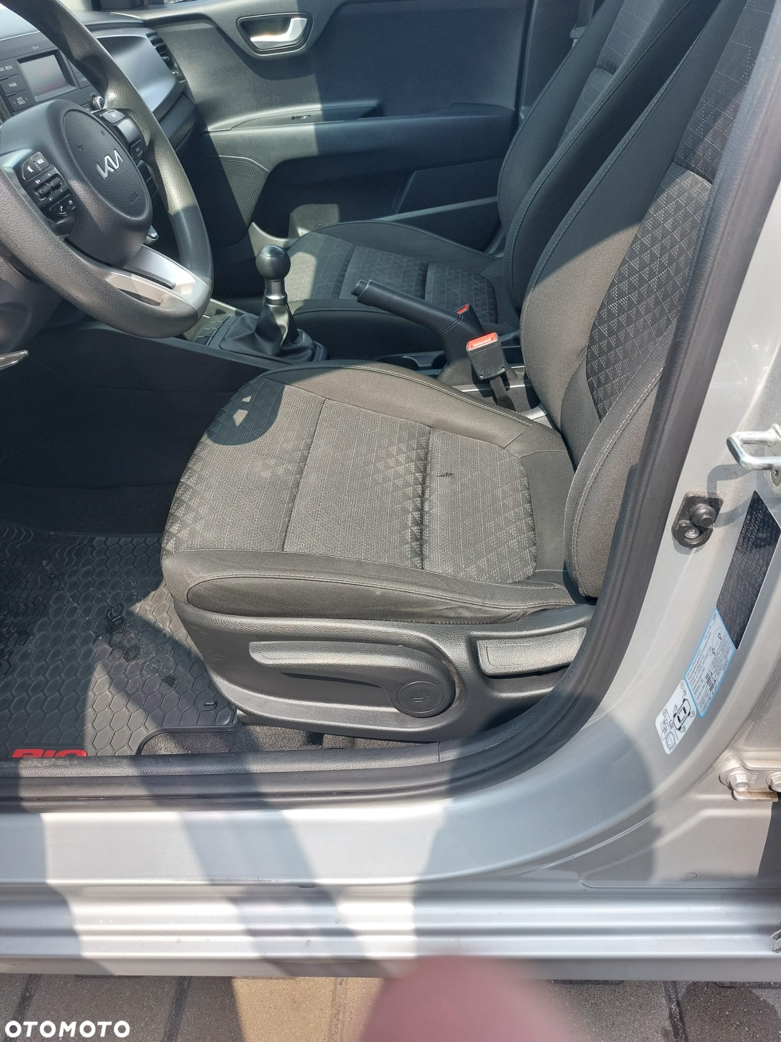 Kia Rio - 6