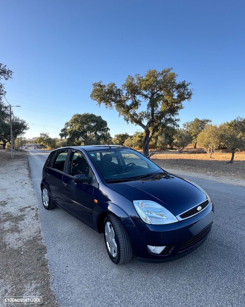 Ford Fiesta 1.25 Ghia - 1