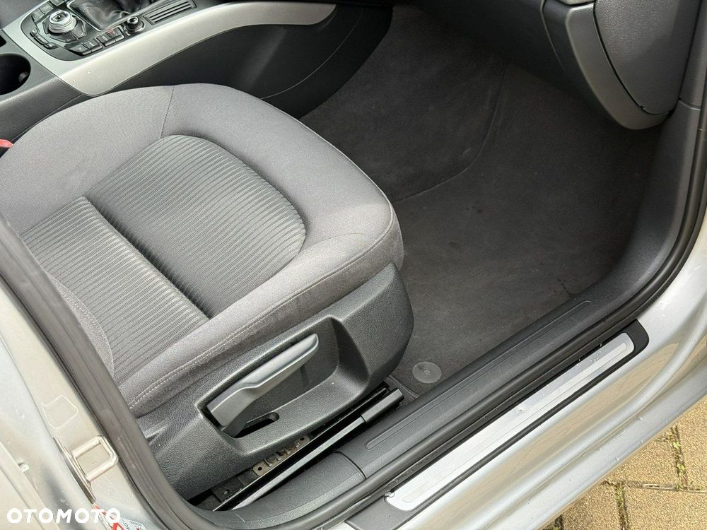 Audi A4 Limousine - 10