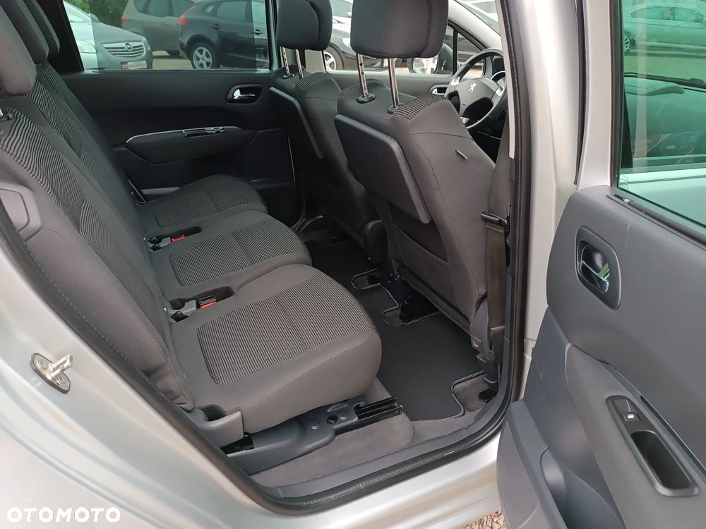 Peugeot 5008 1.6 HDi Style 7os - 18