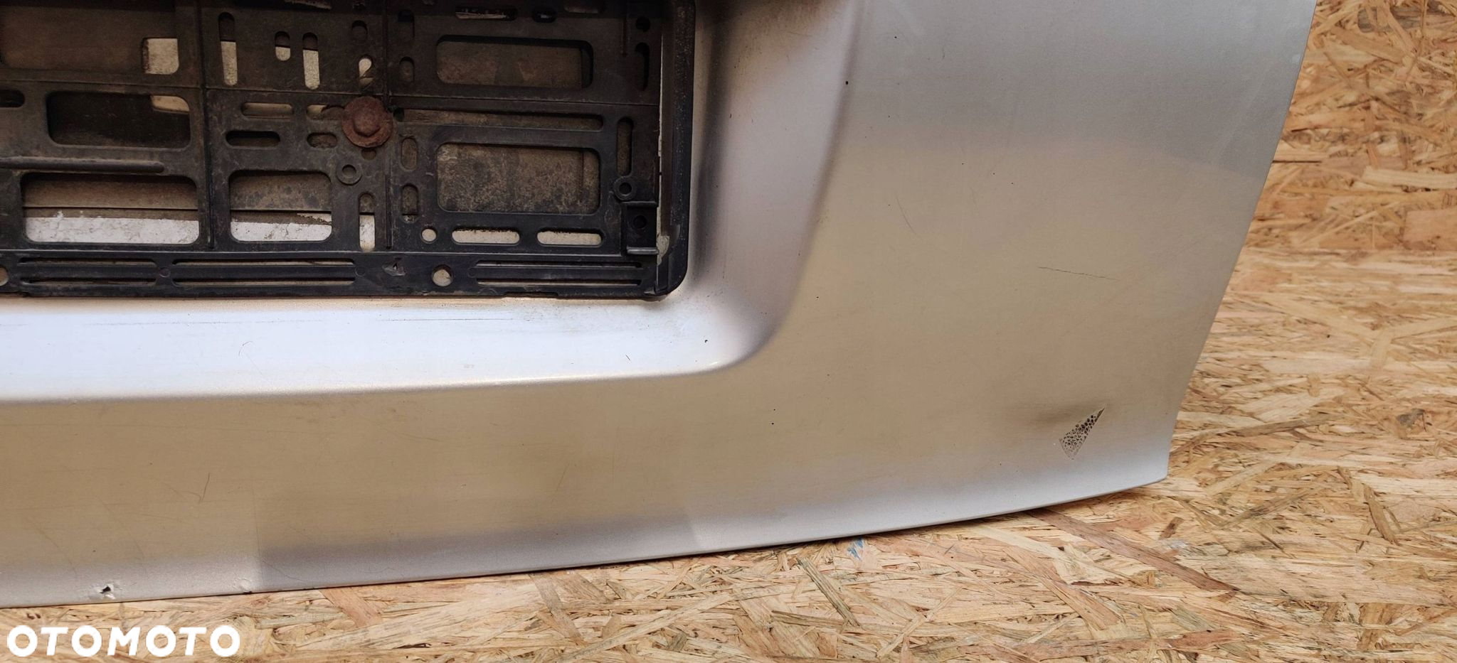 TYLNA KLAPA TYŁ AUDI A4 B6 MAŁYSZ KOMBI SREBRNA - 10