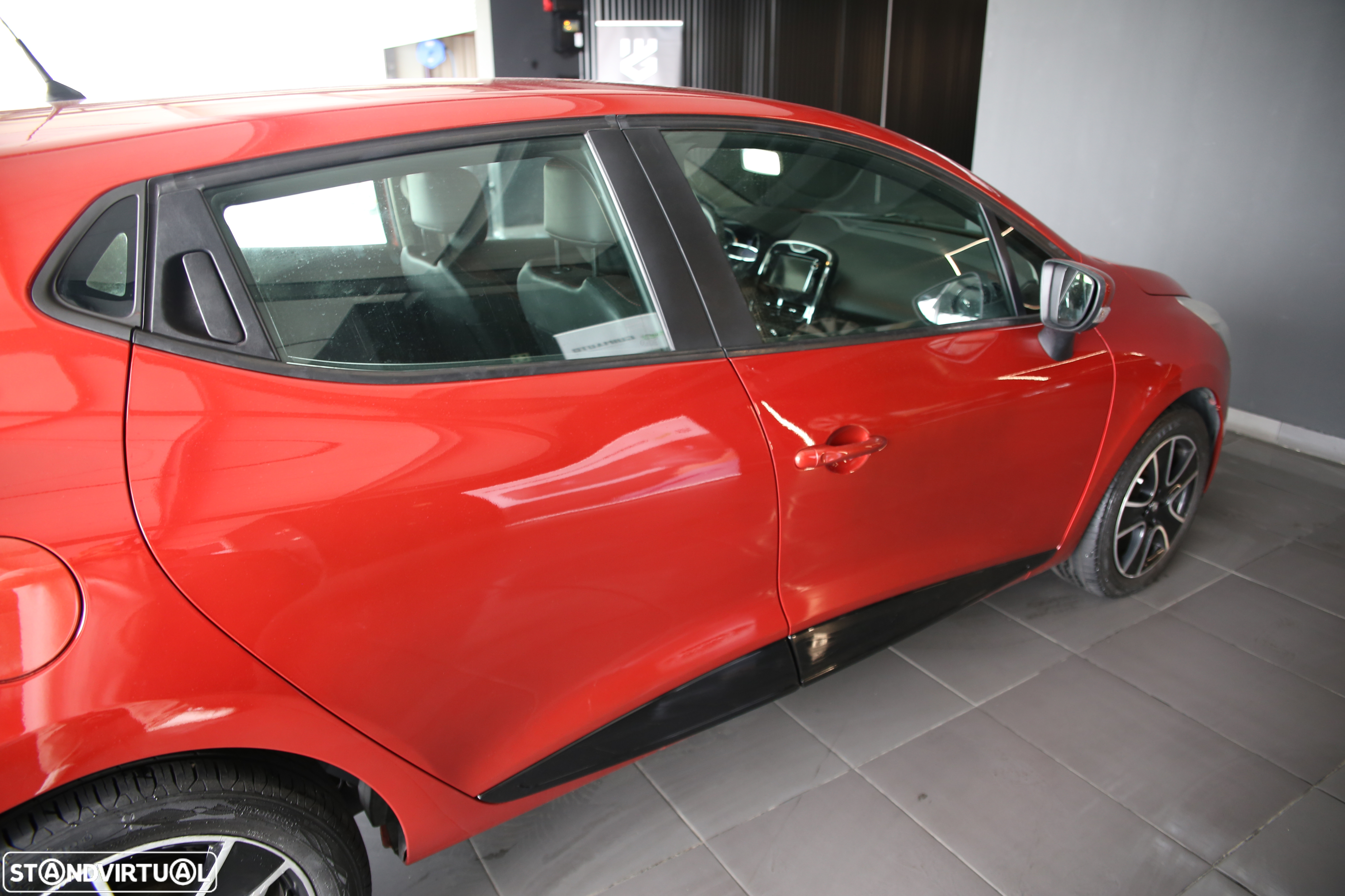 Renault Clio 1.5 dCi # - 14