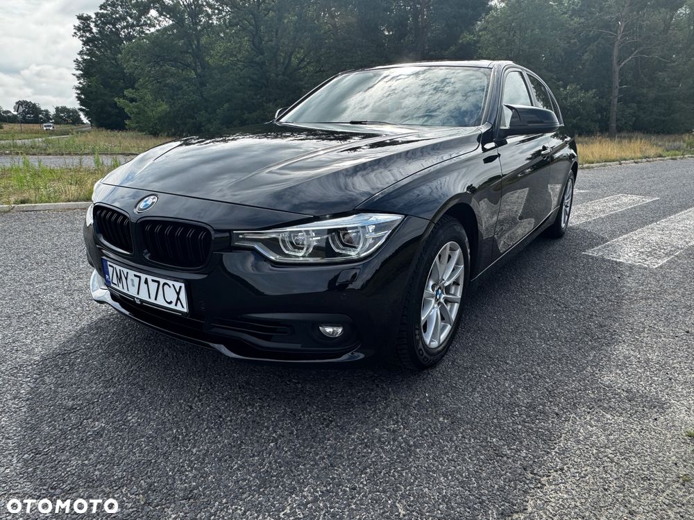BMW Seria 3 320i - 24
