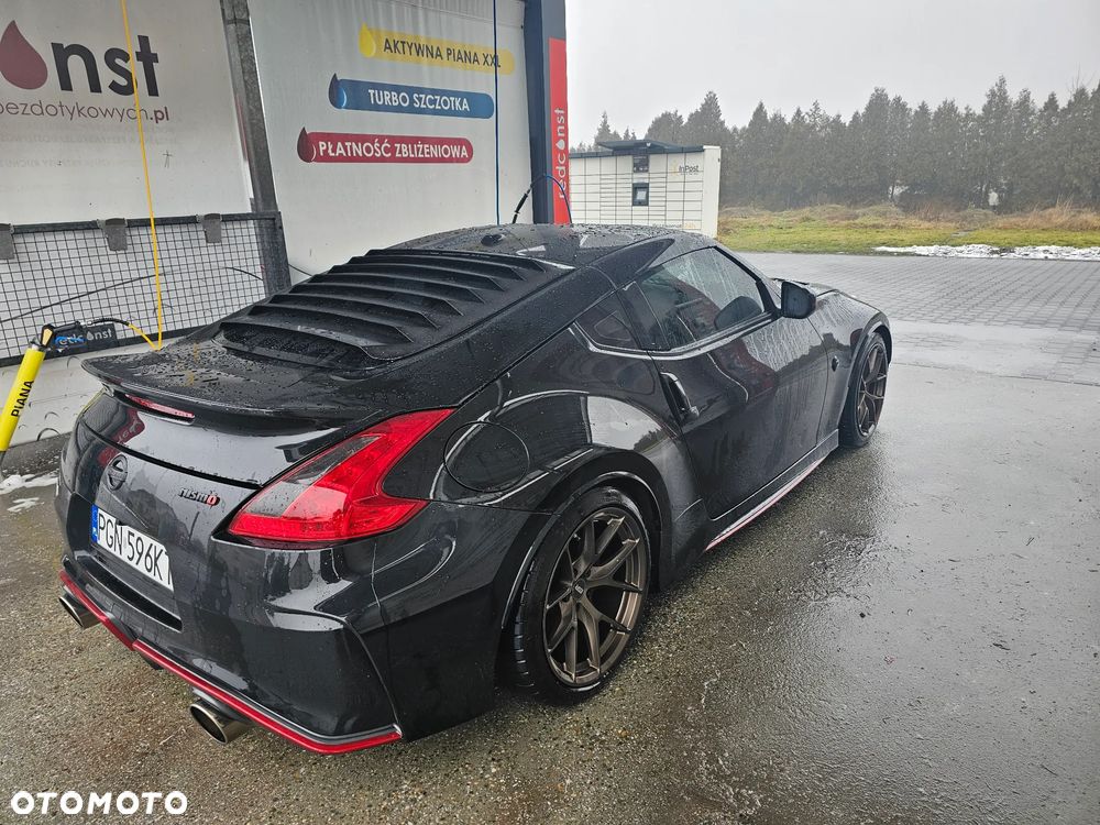 Nissan 370 Z - 9