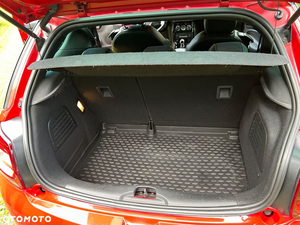Citroën DS3 1.6 THP SportChic - 12