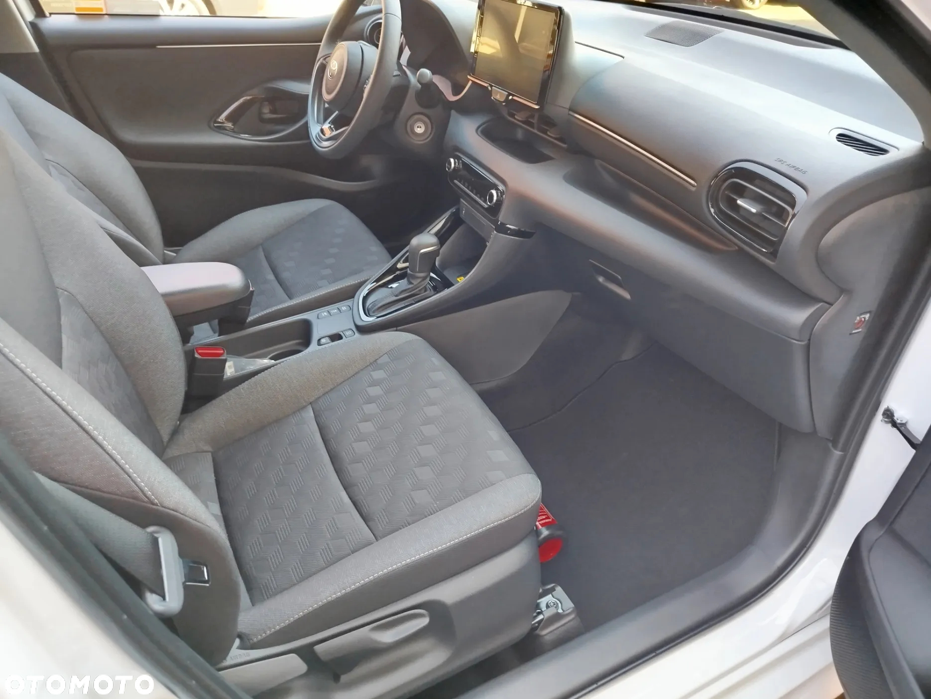 Toyota Yaris 1.5 Style CVT - 17