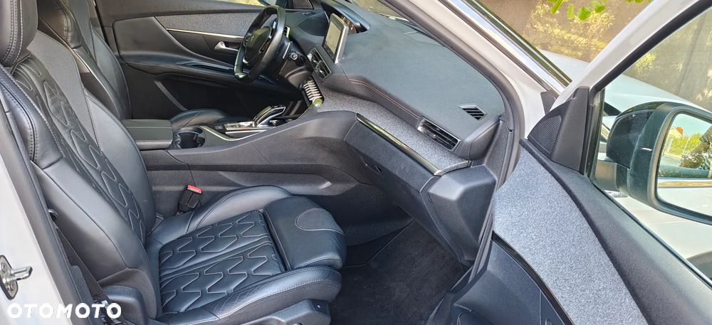Peugeot 3008 - 23