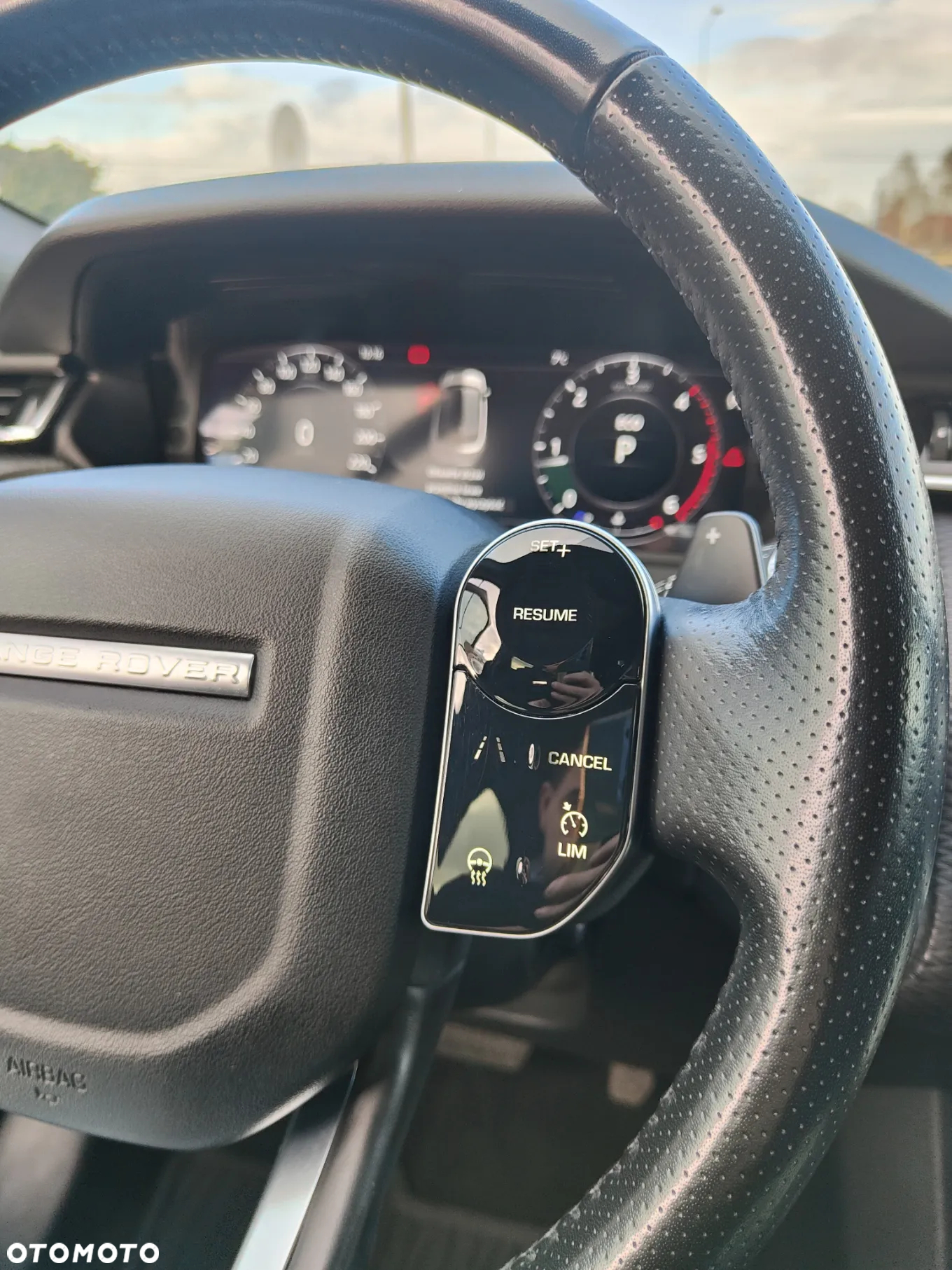 Land Rover Range Rover - 11