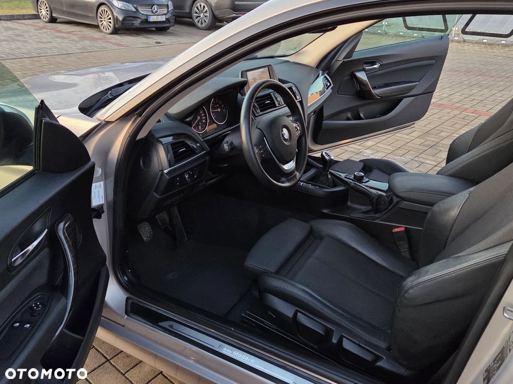 BMW Seria 2 220i Modern Line - 26