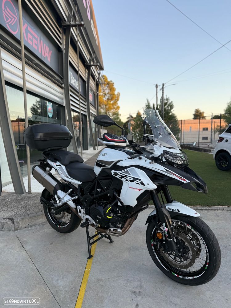 Benelli TRK 502 X - 13