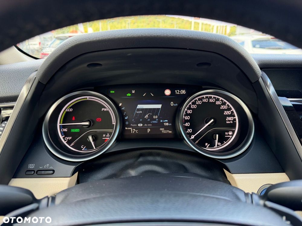 Toyota Camry 2.5 Hybrid Executive CVT - 12
