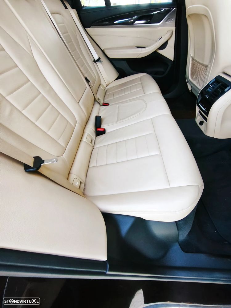 BMW X3 20 d xDrive Line Luxury - 12