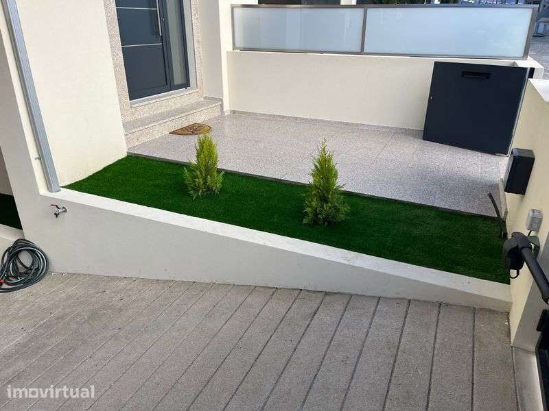 Moradia Geminada T4 (Garantia de Construção) - Grande imagem: 3/6