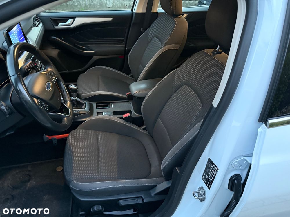 Ford Focus 1.5 EcoBlue Start-Stopp-System COOL&CONNECT DESIGN - 20