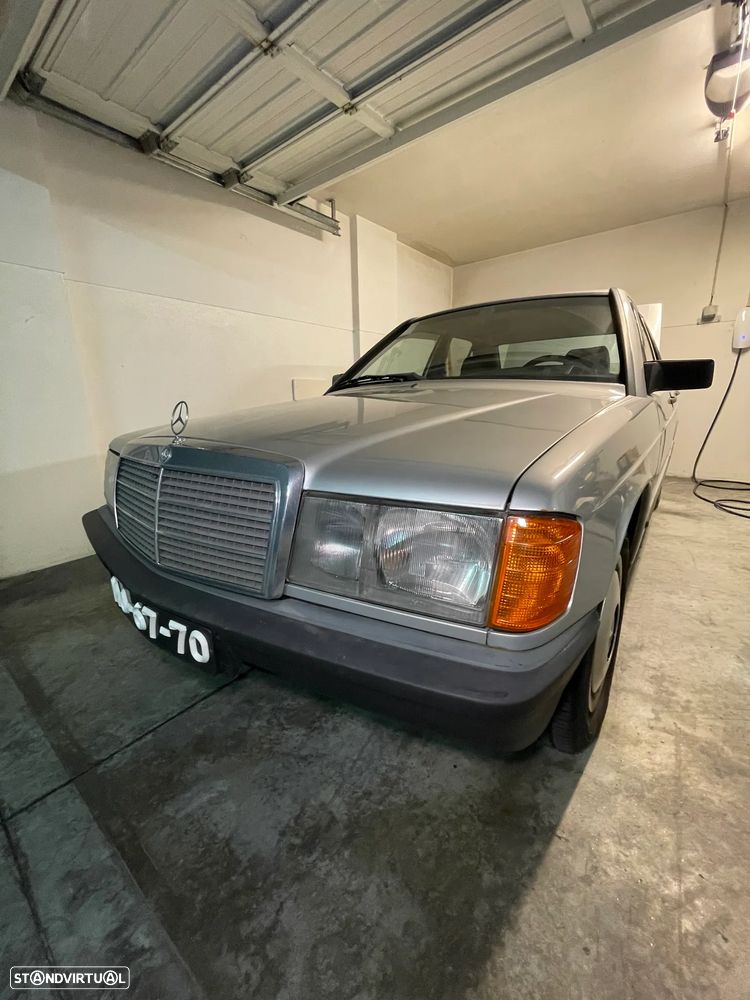 Mercedes-Benz W201 (1982-1993) - 2