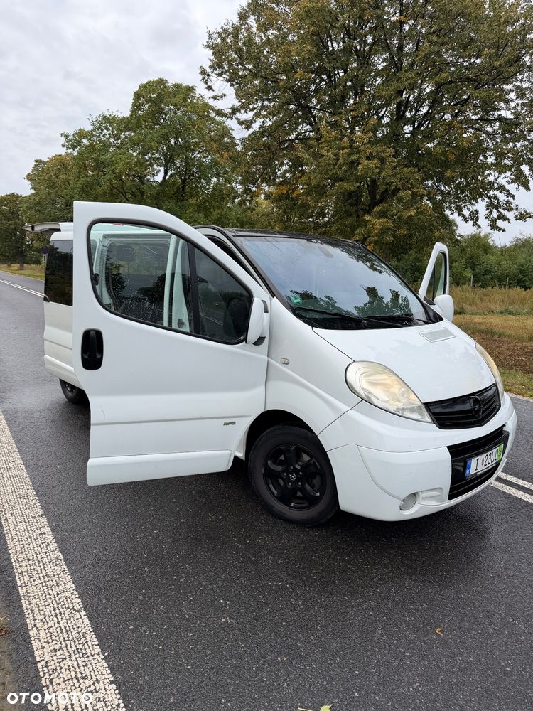 Opel Vivaro - 14