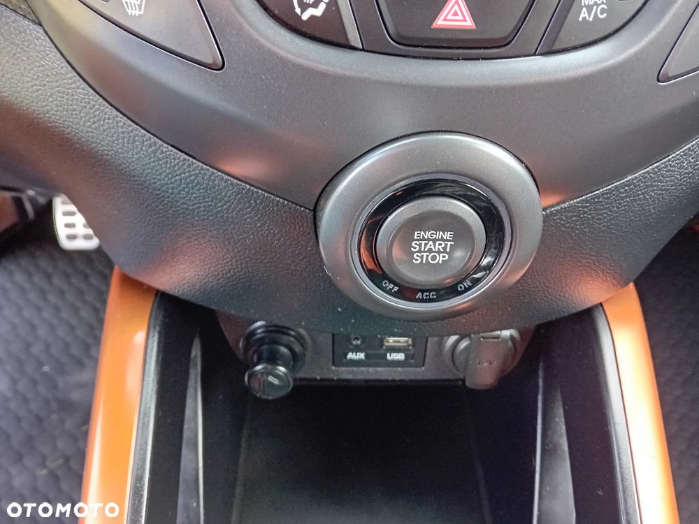 Hyundai Veloster 1.6 Turbo Matt Finish - 24