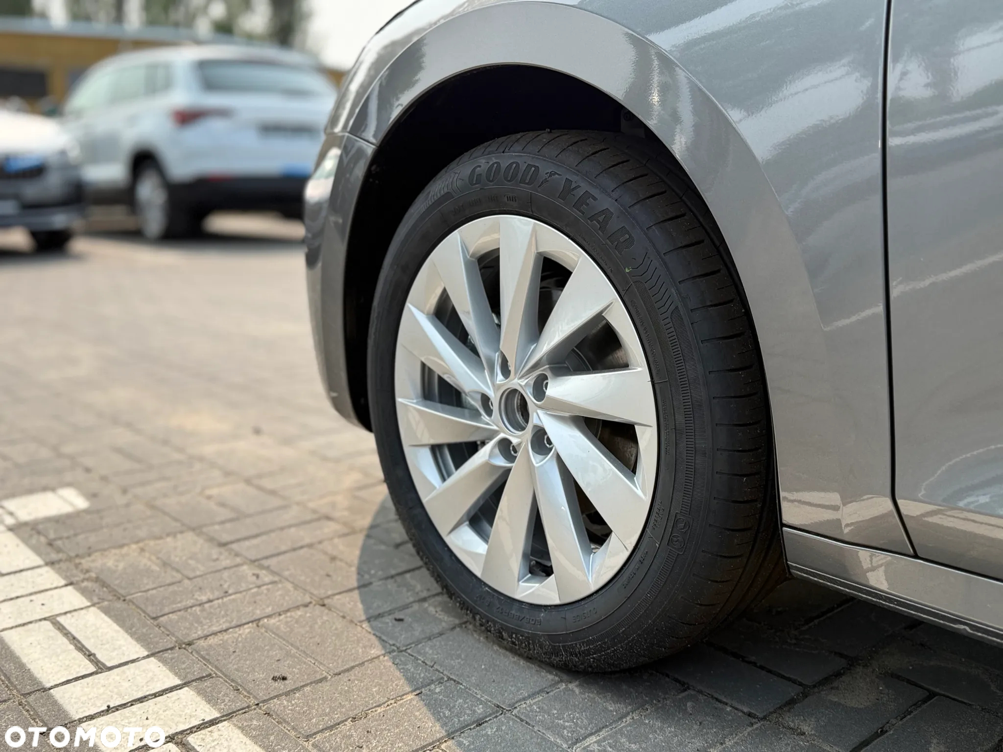 Skoda Octavia 2.0 TDI Sportline DSG - 24