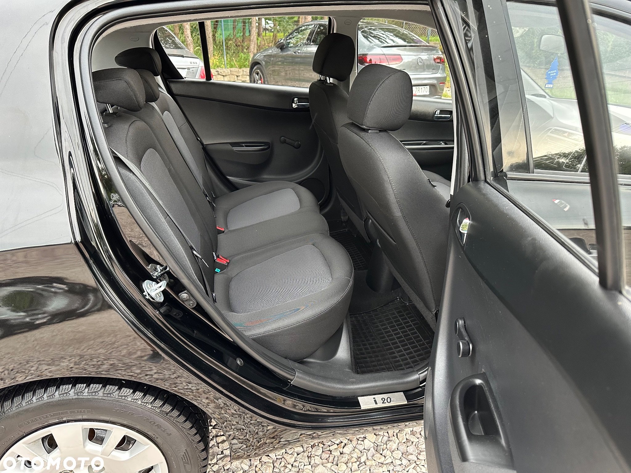 Hyundai i20 - 15
