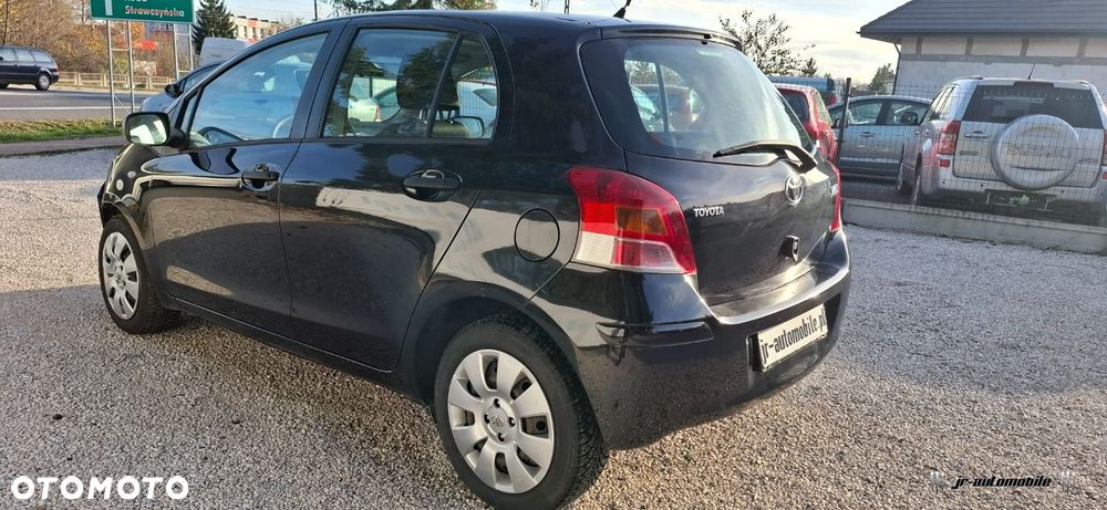 Toyota Yaris - 3
