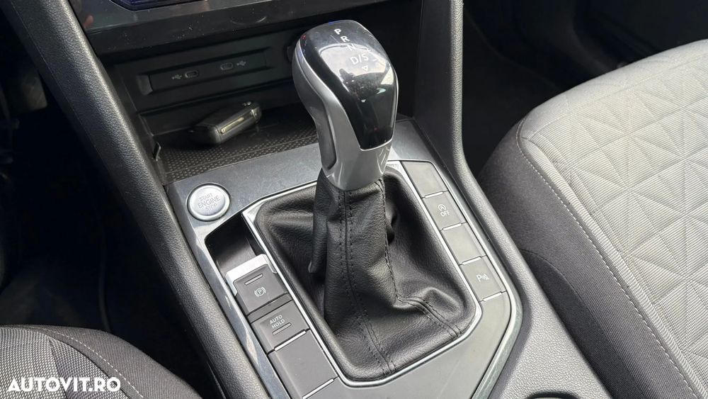 Volkswagen Tiguan - 23