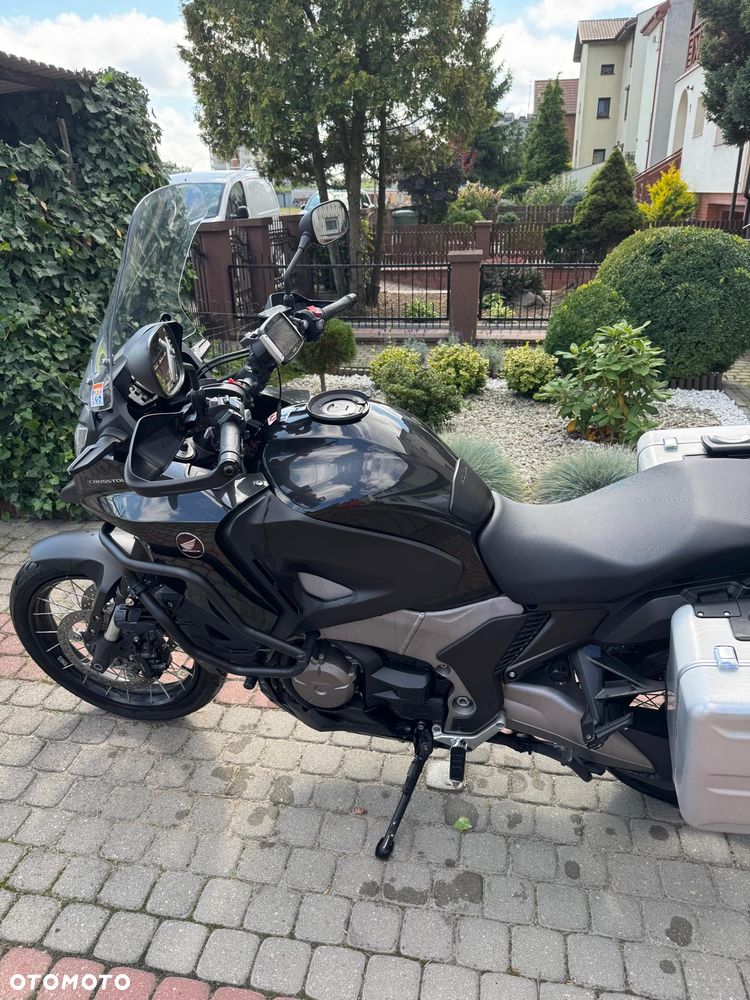 Honda VFR - 2