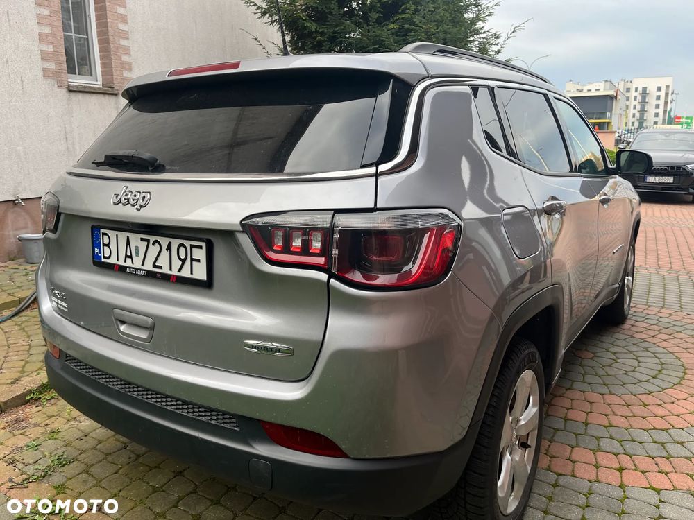 Jeep Compass - 12