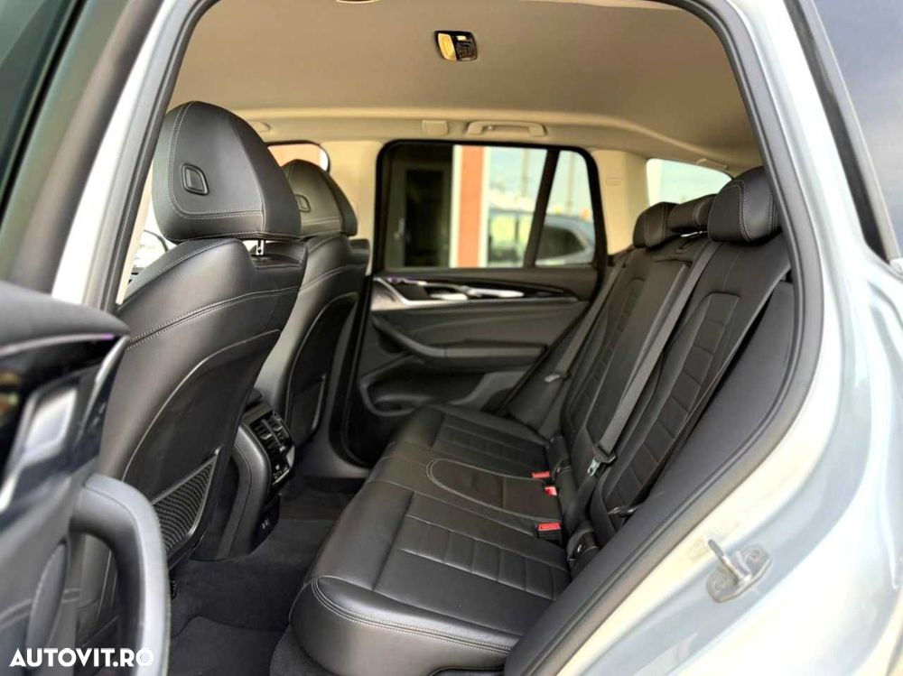 BMW X3 xDrive20d AT xLine - 17