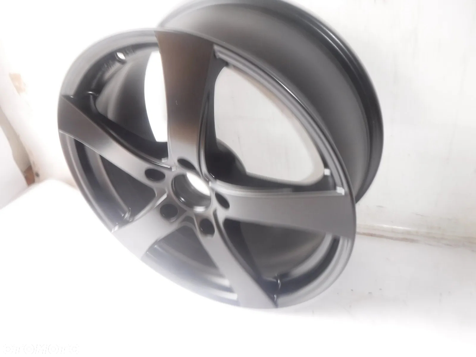Felga nowa aluminiowa  DEZENT RE dark r18 7.5j  5x120 ET45 - 8