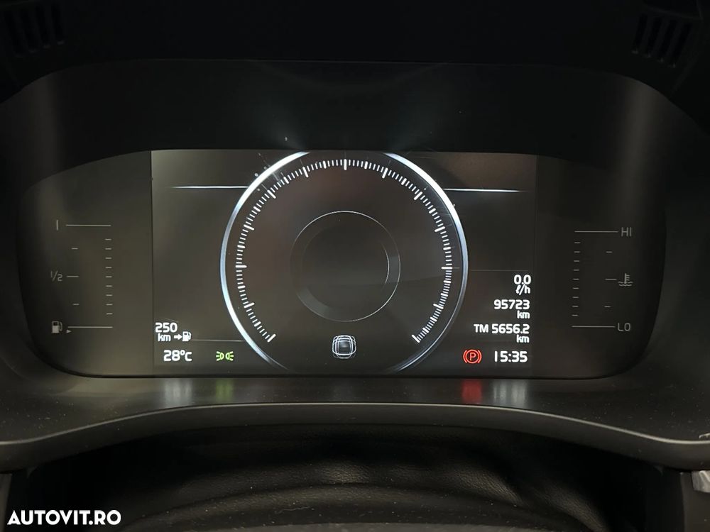 Volvo XC 60 - 11