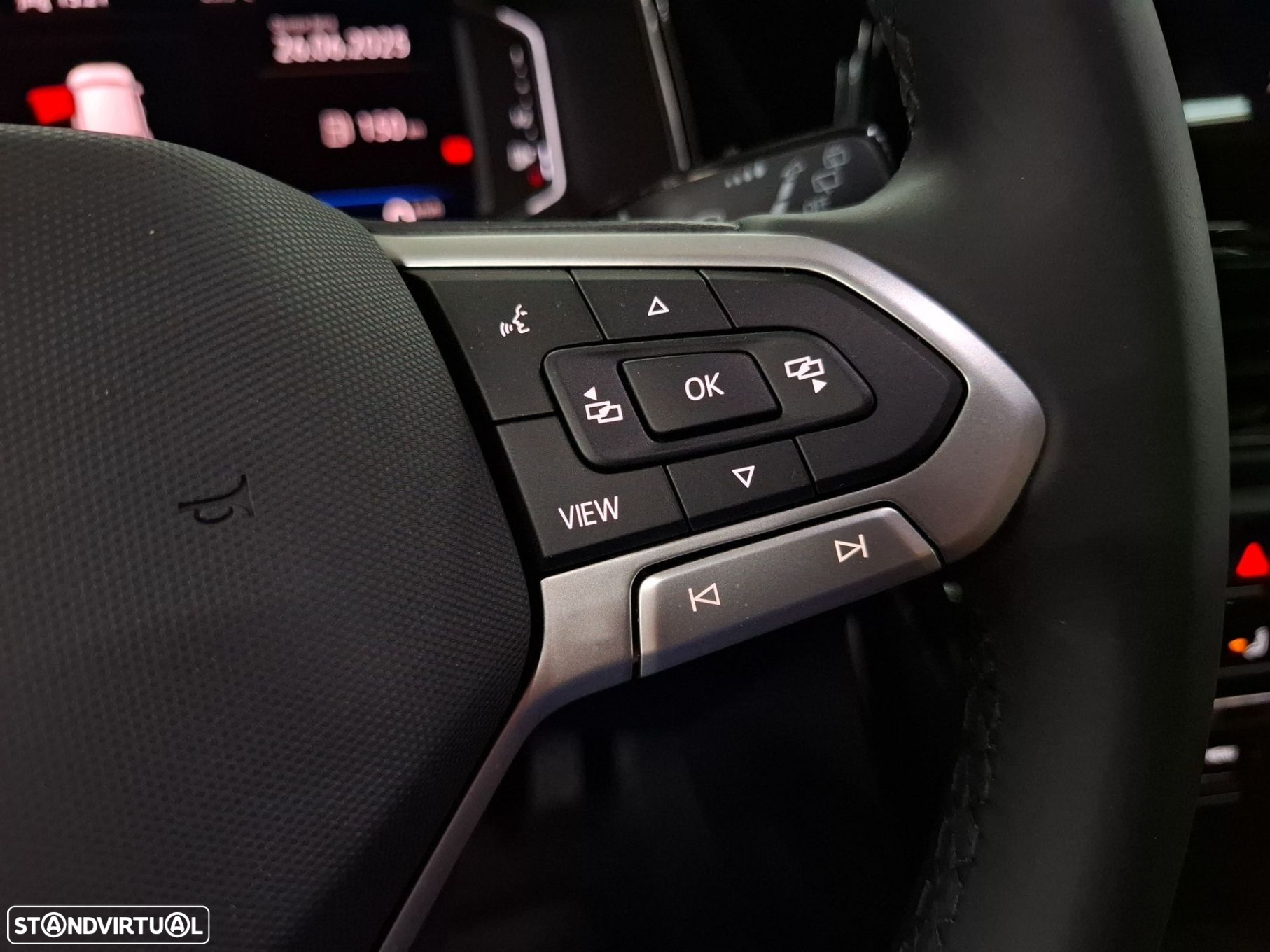 VW T-Roc 1.0 TSI Urban - 16