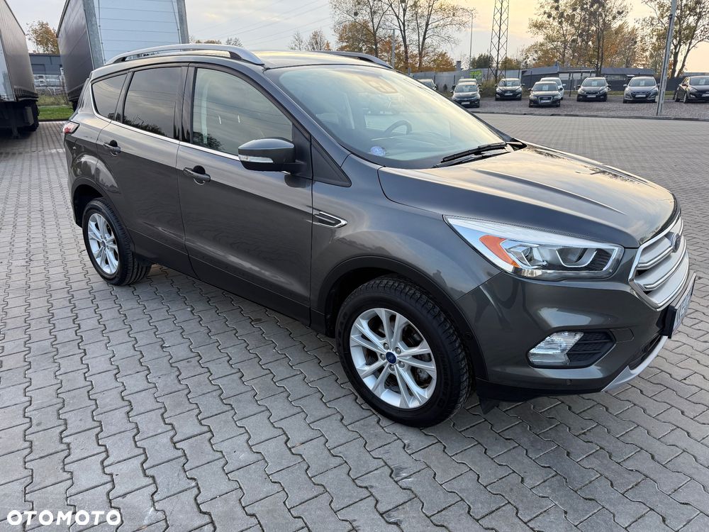 Ford Kuga 1.5 EcoBoost 2x4 Titanium - 13