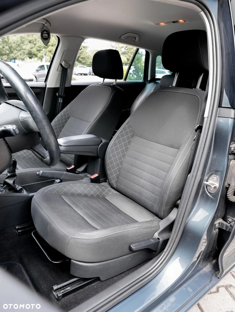Skoda RAPID 1.0 TSI Style - 11