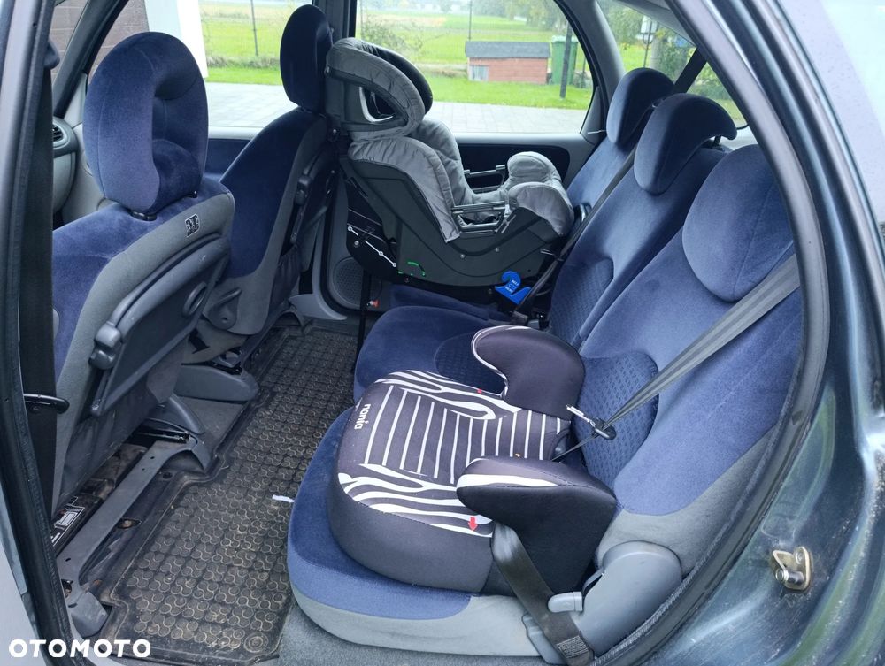 Citroën Xsara Picasso - 11