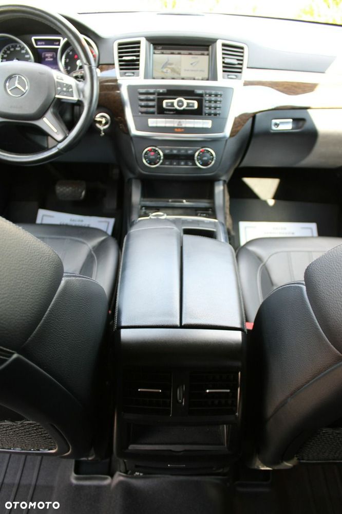 Mercedes-Benz GL - 19