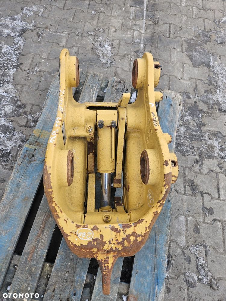 Caterpillar SZYBKOZŁĄCZE NOWE MILLER  CAT CATERPILLAR 312 313 314 315 - 6