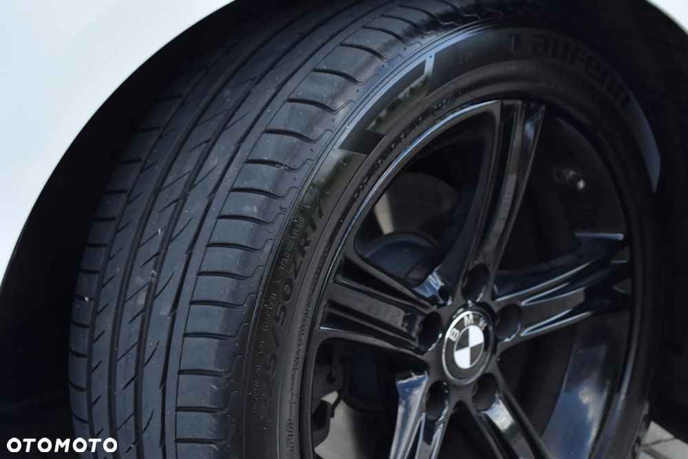 BMW Seria 3 318d - 17