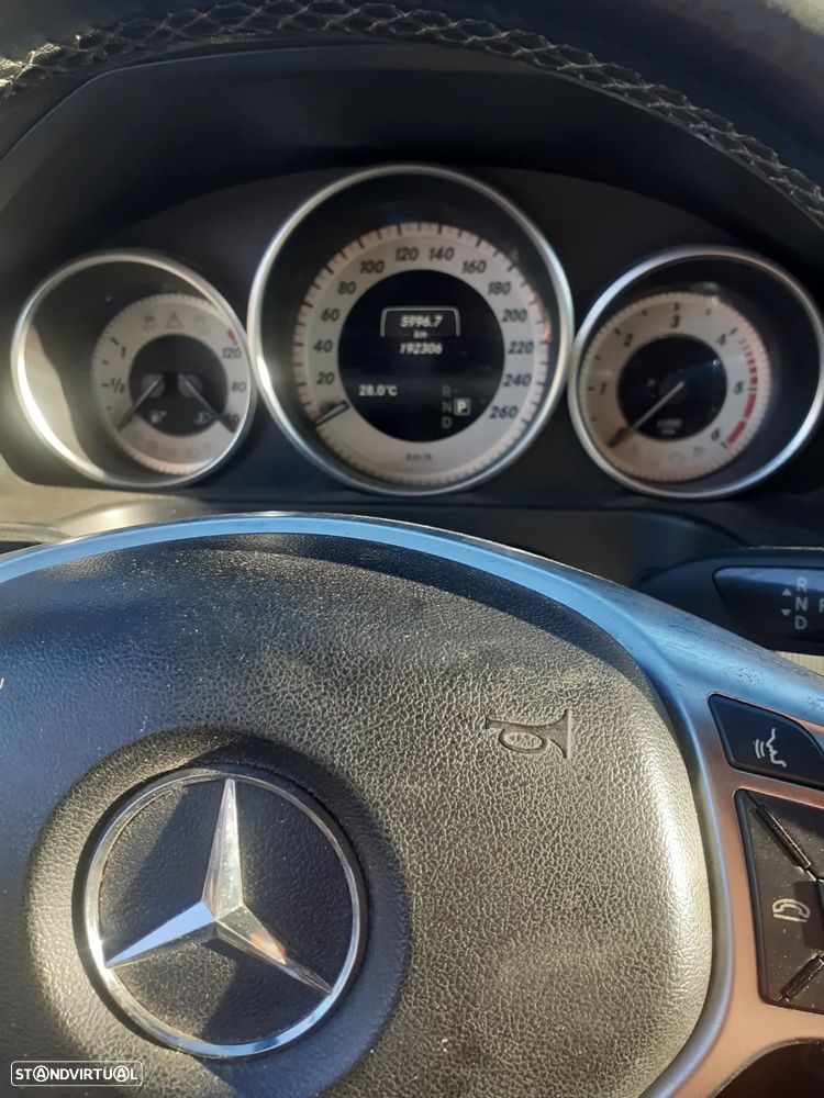 Mercedes-Benz E 220 d Avantgarde - 7