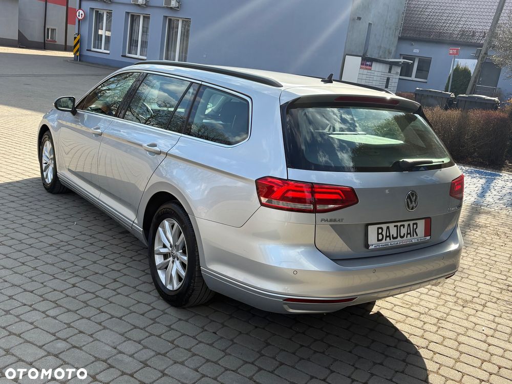 Volkswagen Passat 2.0 TDI SCR Business - 6