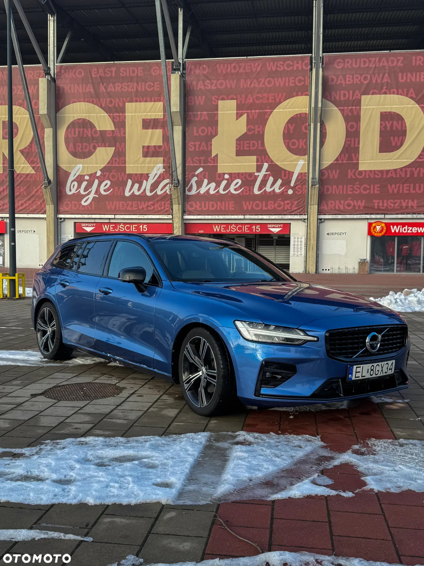 Volvo V60 D4 R-Design - 7