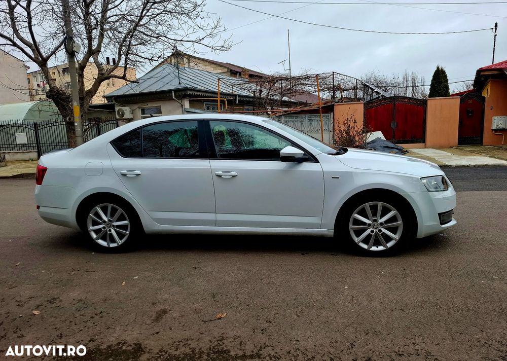 Skoda Octavia 1.4 TSI DSG Style - 11