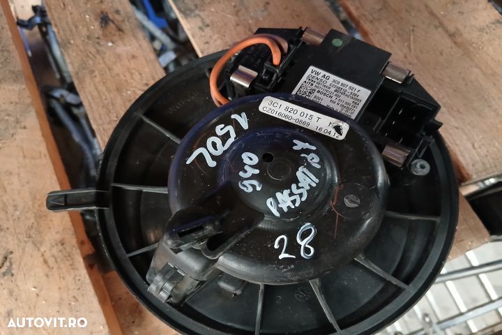 Ventilator aeroterma 3C0907521F 3C0907521F Volkswagen VW Passat B7 [2 - 4