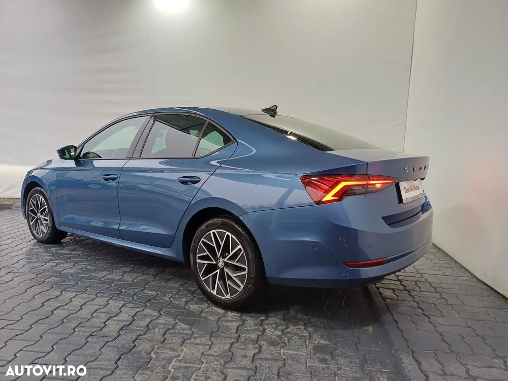 Skoda Octavia 2.0 TDI DSG Style - 3