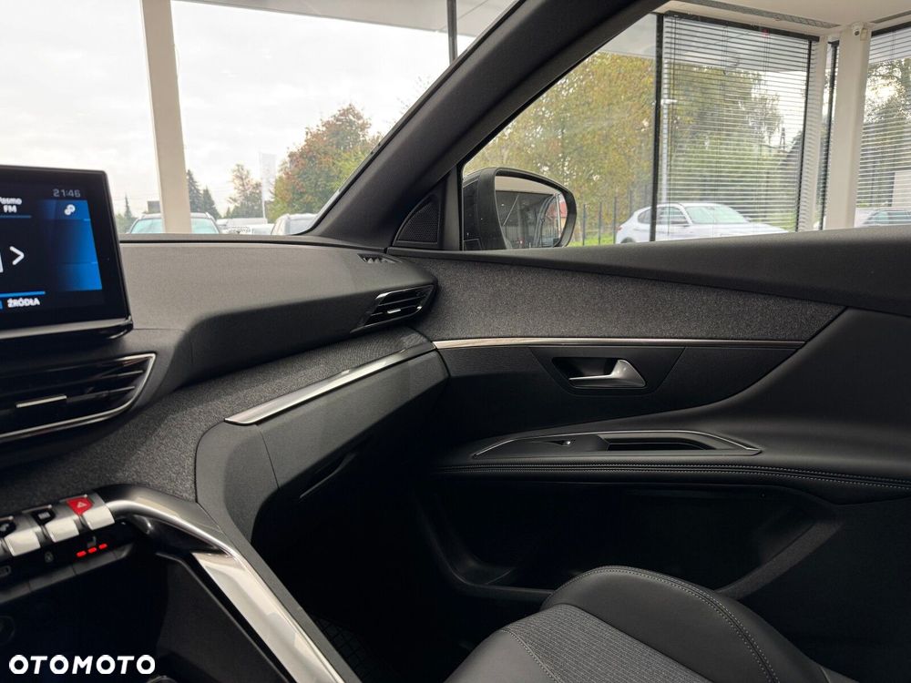 Peugeot 3008 1.2 PureTech Allure Pack S&S EAT8 - 26