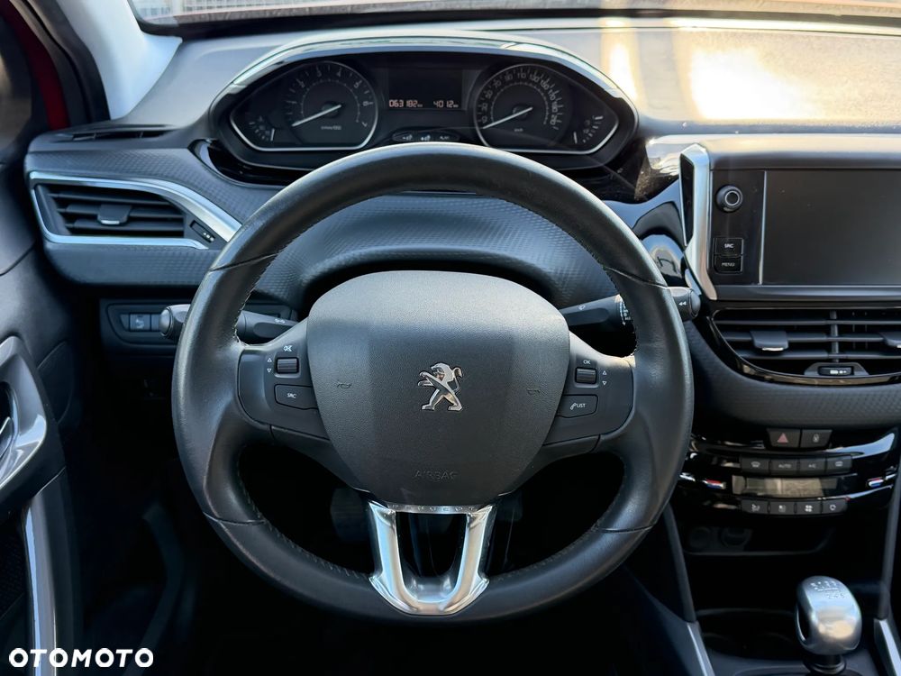 Peugeot 2008 PureTech 130 Stop&Start Allure - 20