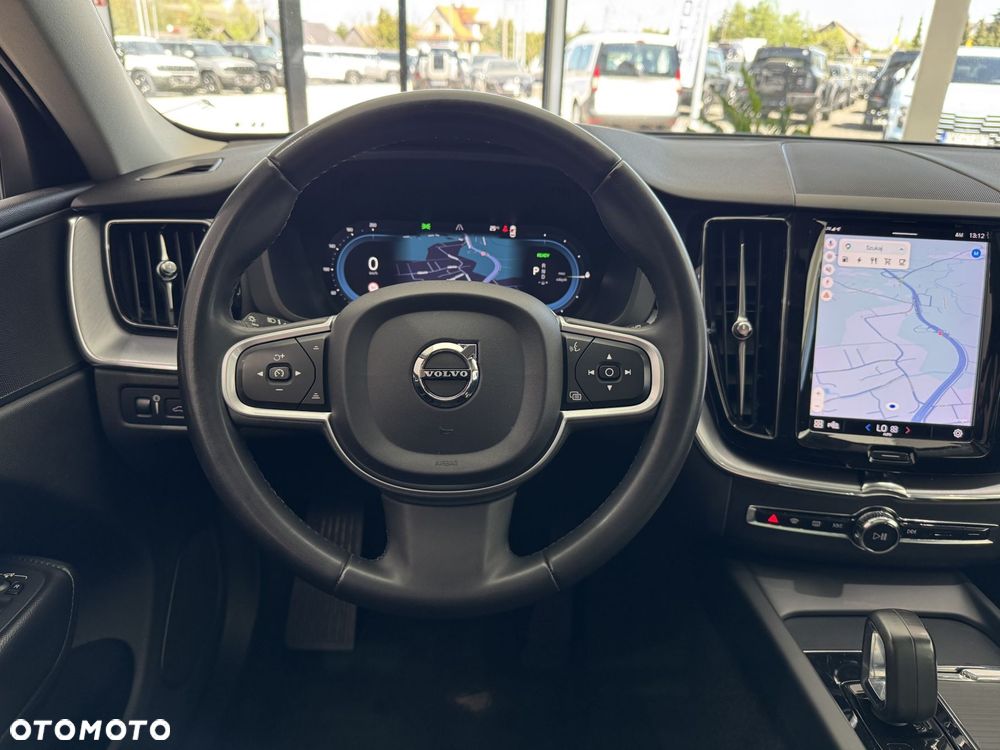 Volvo XC 60 T6 Plug-In Hybrid AWD Inscription - 16