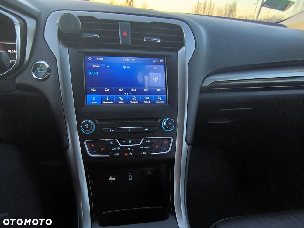 Ford Fusion - 6